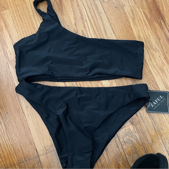 NWT ZAFUL ONE SHOULDER BIKINI - Picture 4 of 7